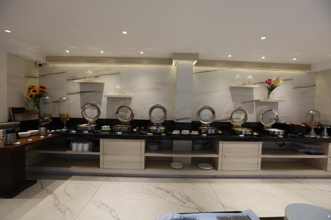 Hotel Artistry